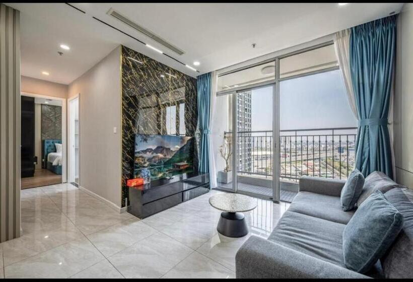 تختخواب و صبحانه Landmark Vinhomes Christine Apartment