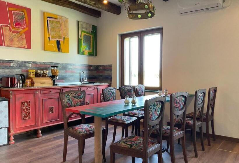 مبيت وإفطار Ozium