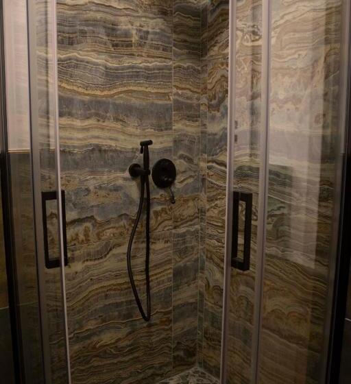 مبيت وإفطار Ozium