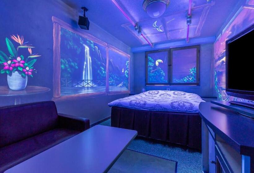 ホテル リトルドルフィン岐阜  大人専用