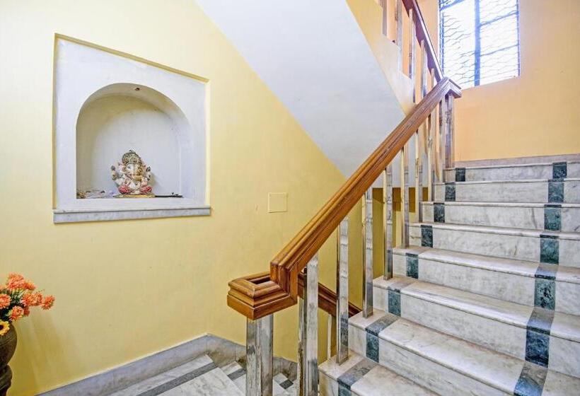 בית מלון כפרי Collection O The Mughalaes Delicacy