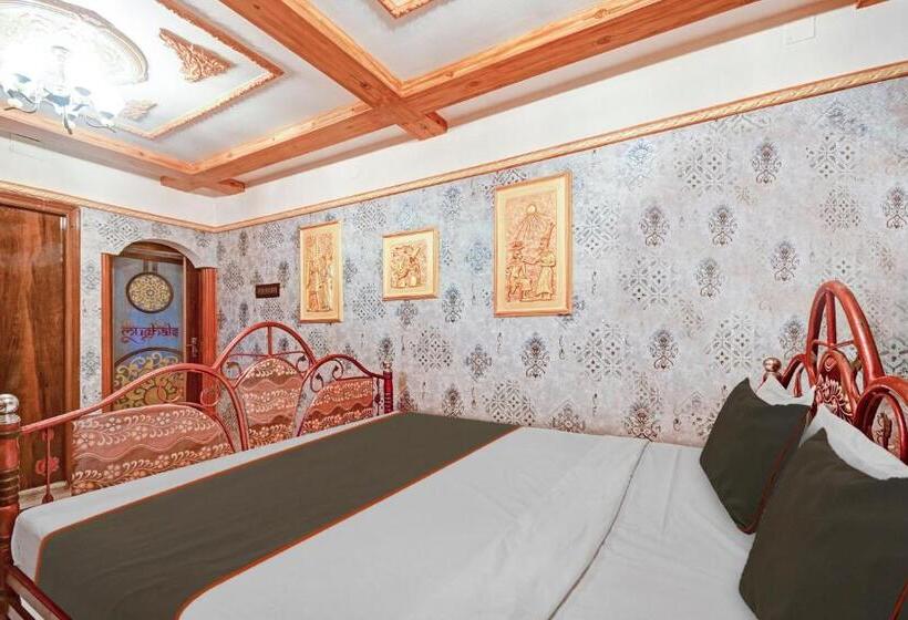 בית מלון כפרי Collection O The Mughalaes Delicacy