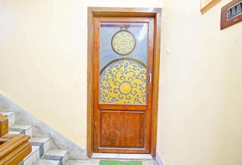 בית מלון כפרי Collection O The Mughalaes Delicacy