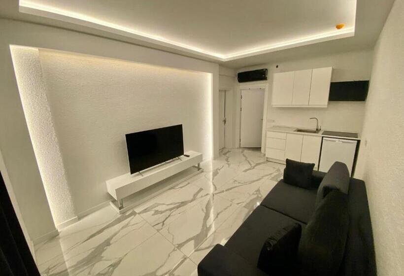 هتل Costa Linn Premium