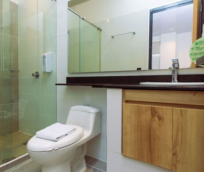 Отель Luna Verde By Del Toro