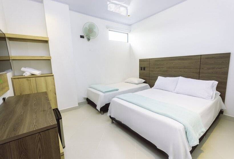 Отель Luna Verde By Del Toro