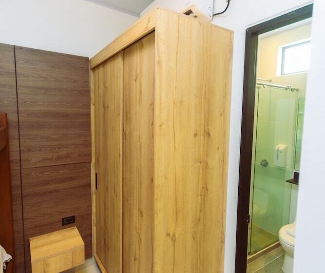 Отель Luna Verde By Del Toro