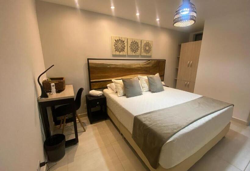 Отель Maidy Luxury