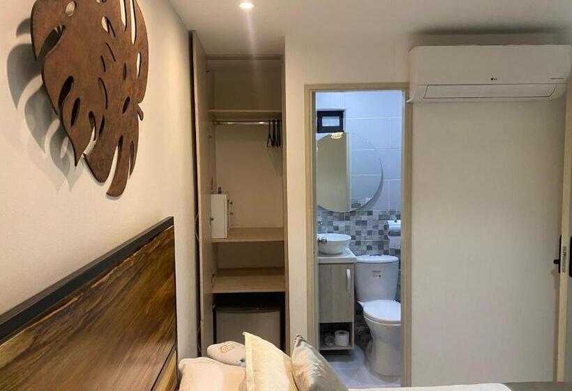 Отель Maidy Luxury