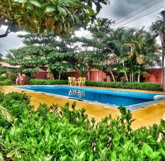 Отель Opulence Resort Awas Alibaug