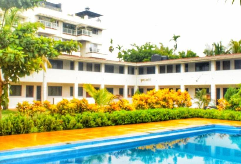 Отель Opulence Resort Awas Alibaug