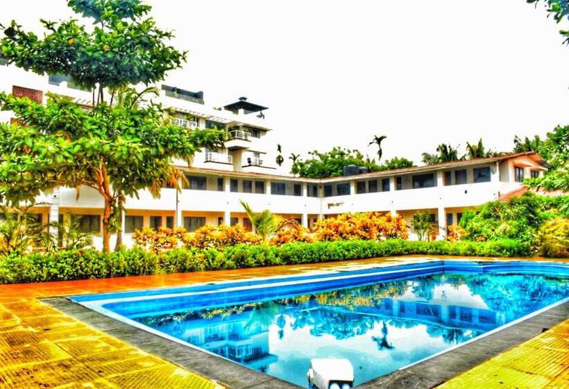 Отель Opulence Resort Awas Alibaug