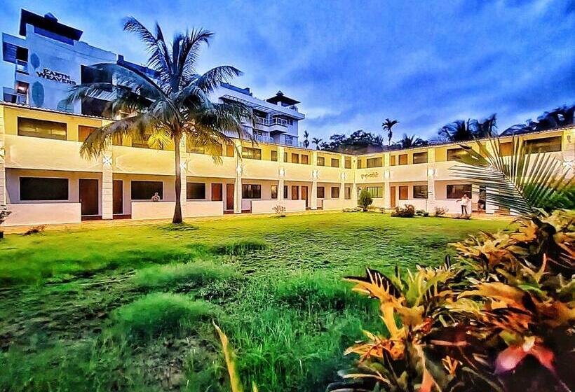 Отель Opulence Resort Awas Alibaug