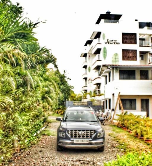 Отель Opulence Resort Awas Alibaug