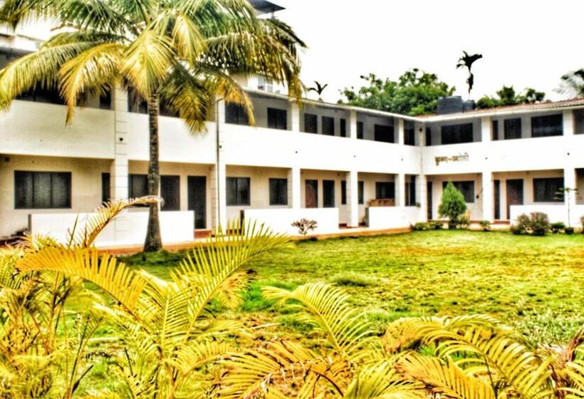 Отель Opulence Resort Awas Alibaug