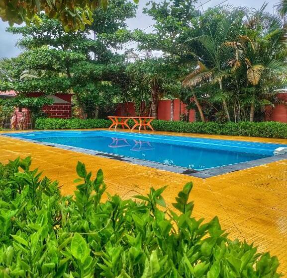 Отель Opulence Resort Awas Alibaug