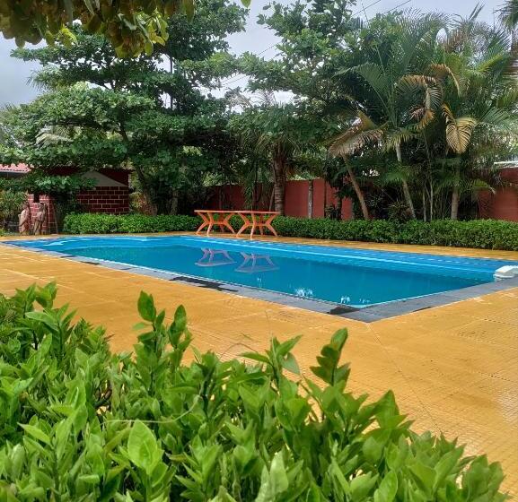 Отель Opulence Resort Awas Alibaug