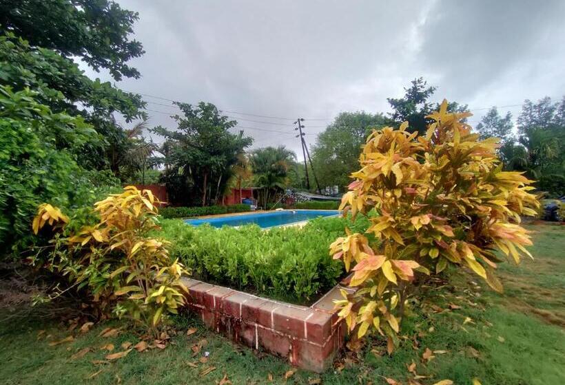 Отель Opulence Resort Awas Alibaug