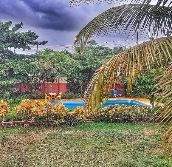 Отель Opulence Resort Awas Alibaug