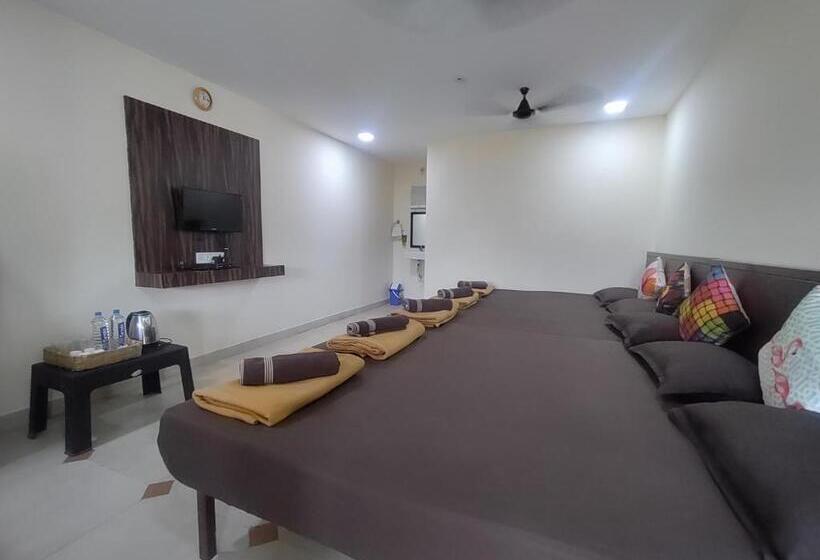 Отель Opulence Resort Awas Alibaug