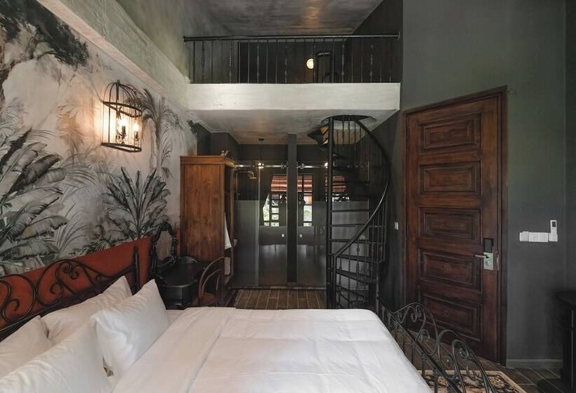 هتل The Chum Boutique