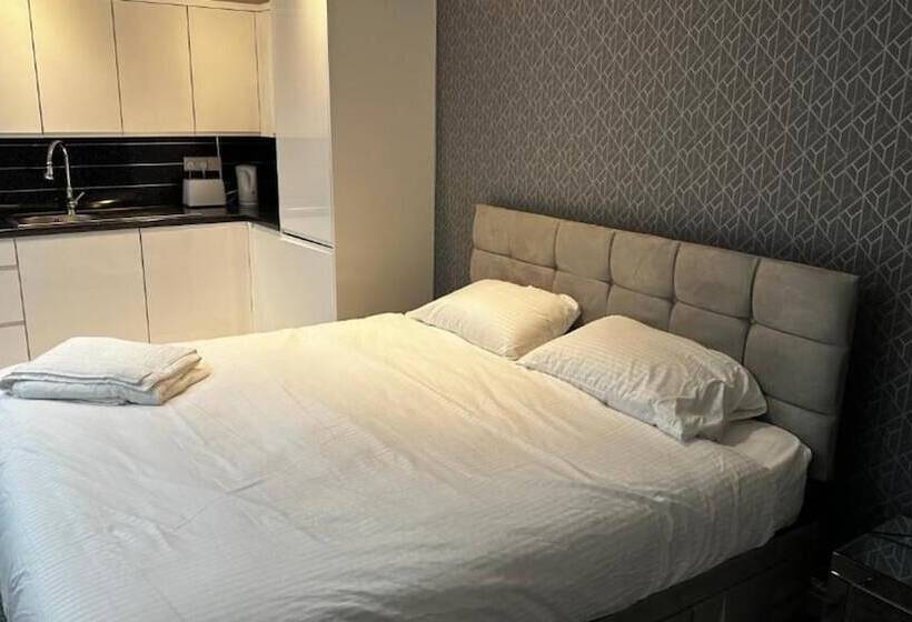 Отель The Pleasant House