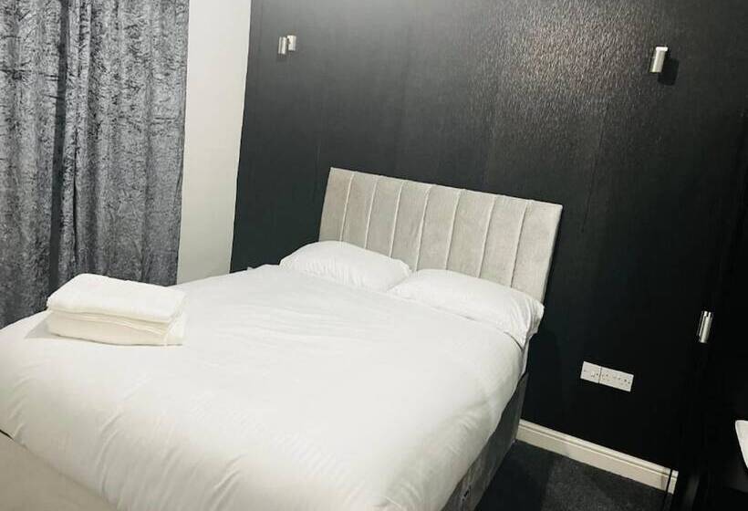 Отель The Pleasant House