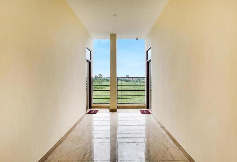 Flagship Hotel Gh Residency