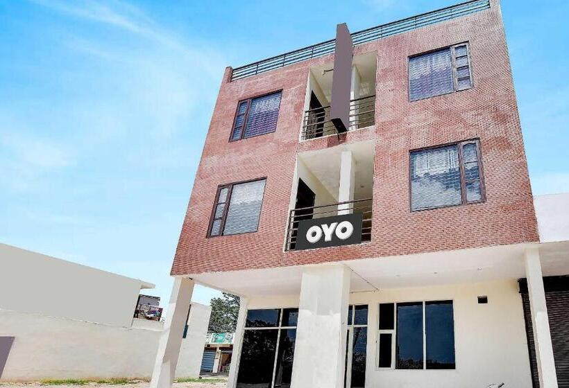 Flagship Hotel Gh Residency