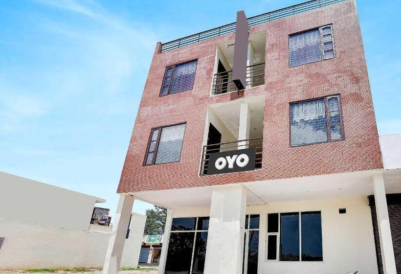 Flagship Hotel Gh Residency