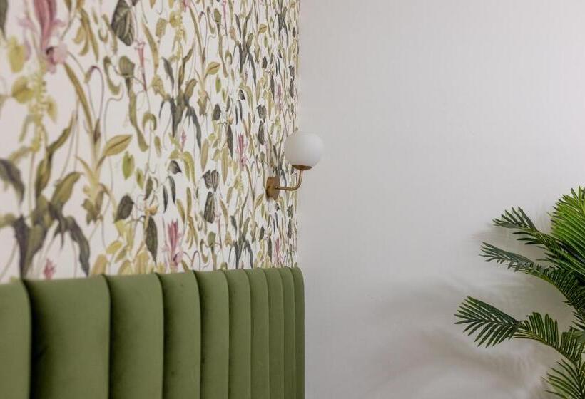 ペンション Borgo La Chiusa