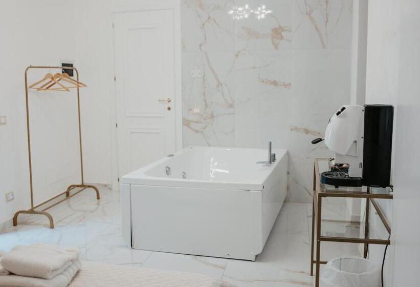 ペンション Borgo La Chiusa