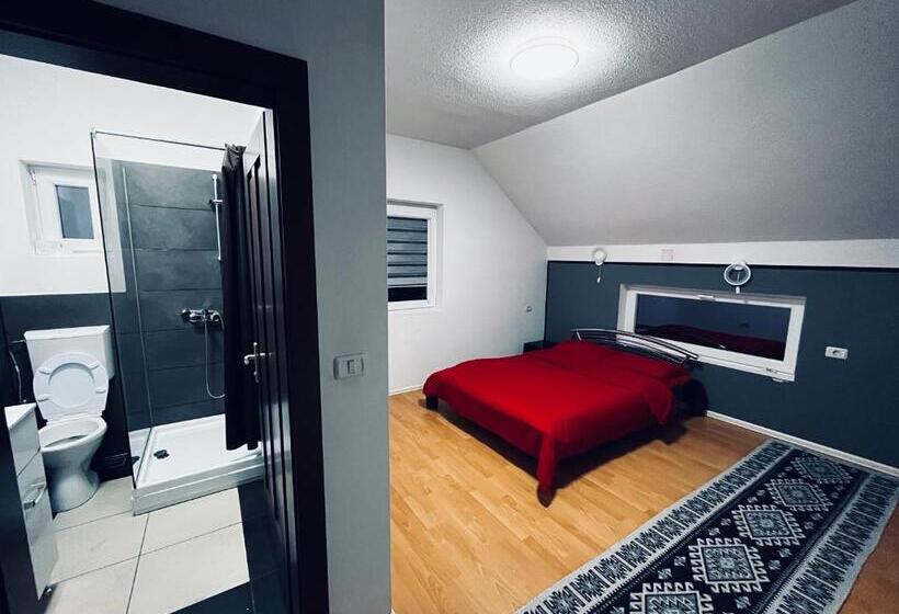 بنسيون Casa Visurilor