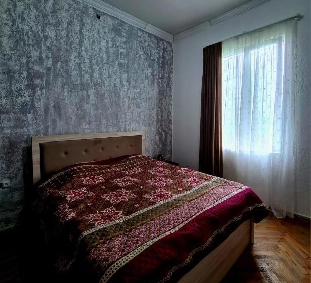 پانسیون Old House Korolistavi