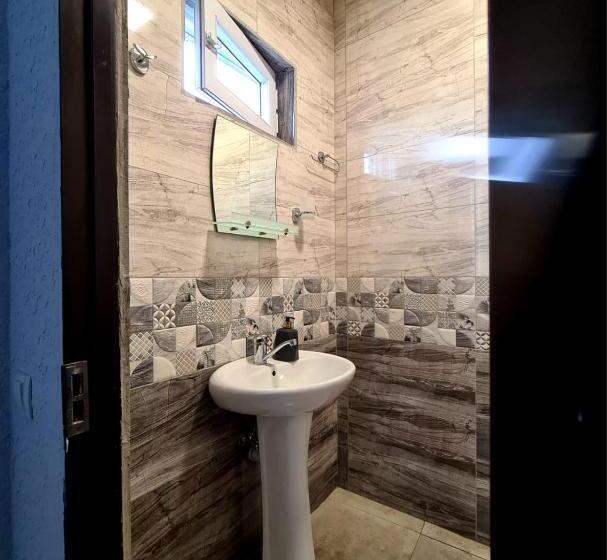 پانسیون Old House Korolistavi