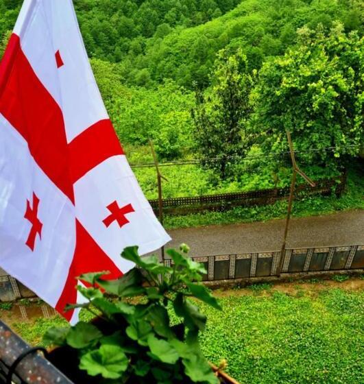 پانسیون Old House Korolistavi