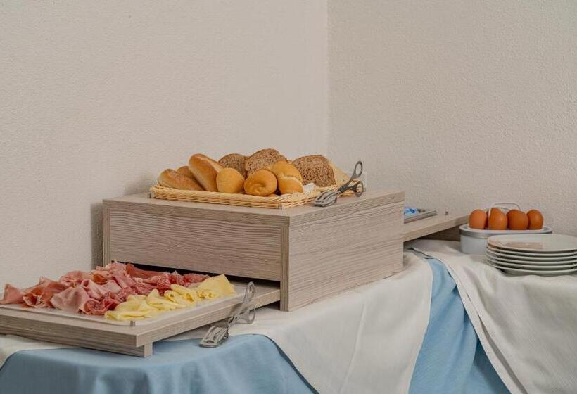 פנסיון Rooms Tavolara