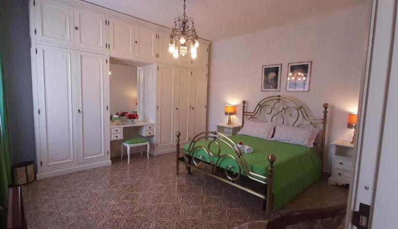 פנסיון Sa Prenda E Oro