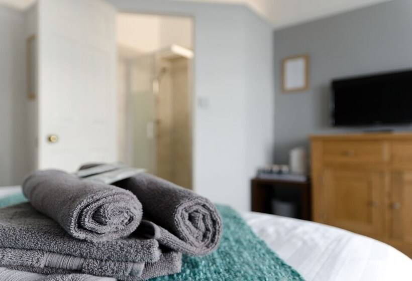 פנסיון The Lakeside