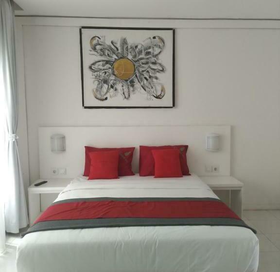 Poppies Senggigi Hostel