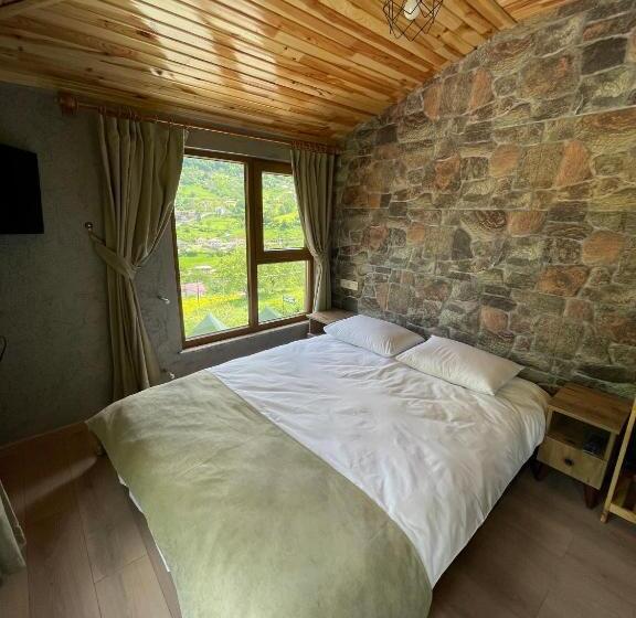 منتجع Bizim O Ra Küme Evleri & Bungalov