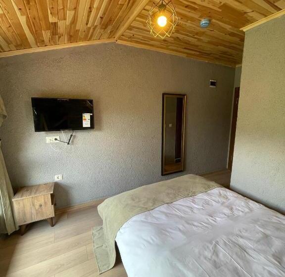 منتجع Bizim O Ra Küme Evleri & Bungalov