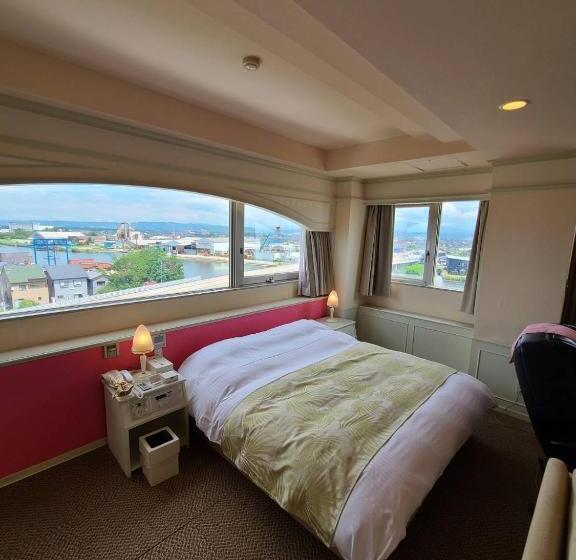 ホテルボンボヤージュ