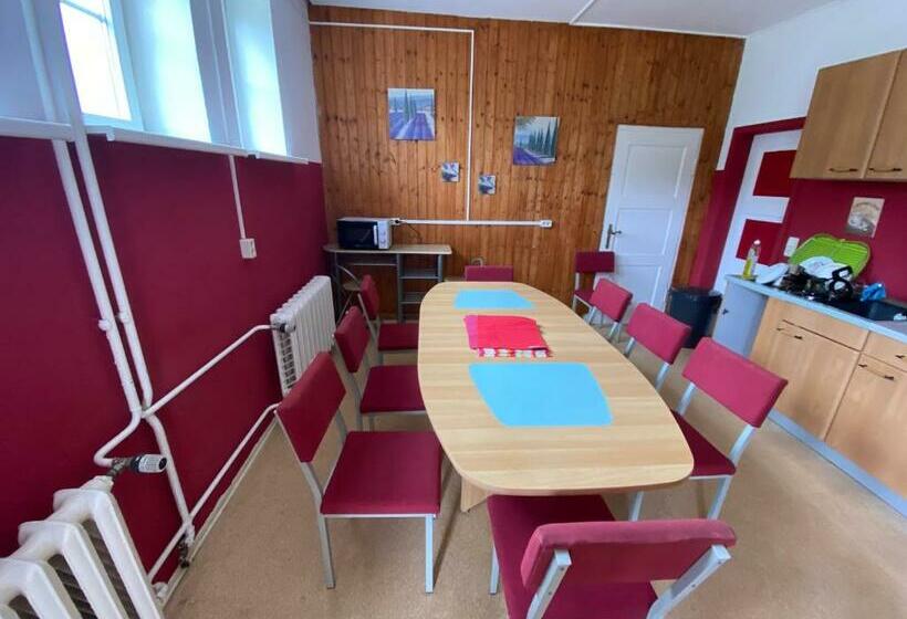 ユースホステル Schullandheim Waltershausen Hotel & Erlebniswelt