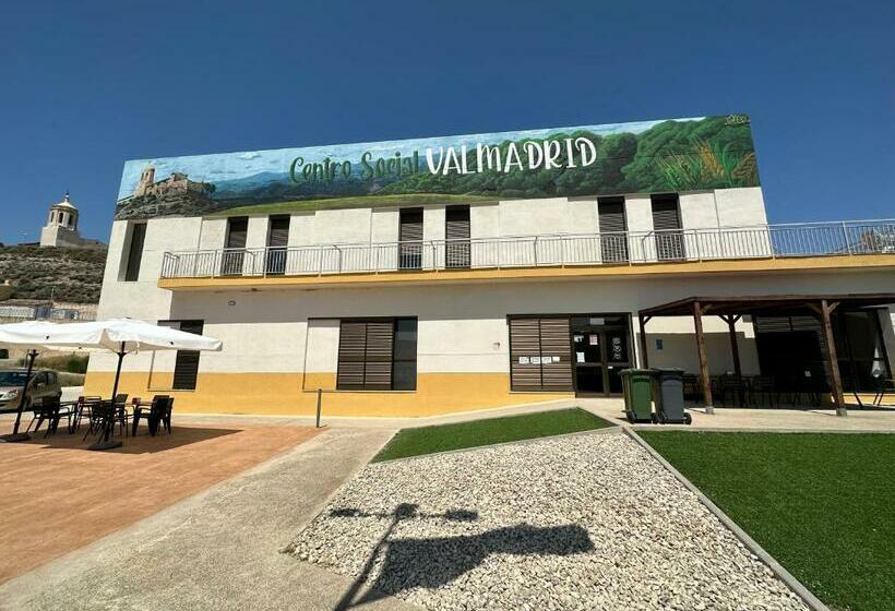 Albergue Valmadrid