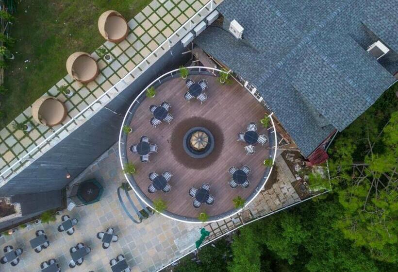 Anantam Resort & Spa