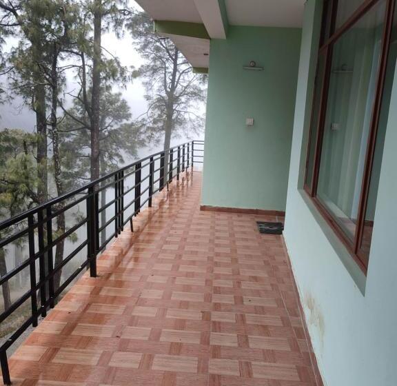 Bed and Breakfast Bhandari Cottages