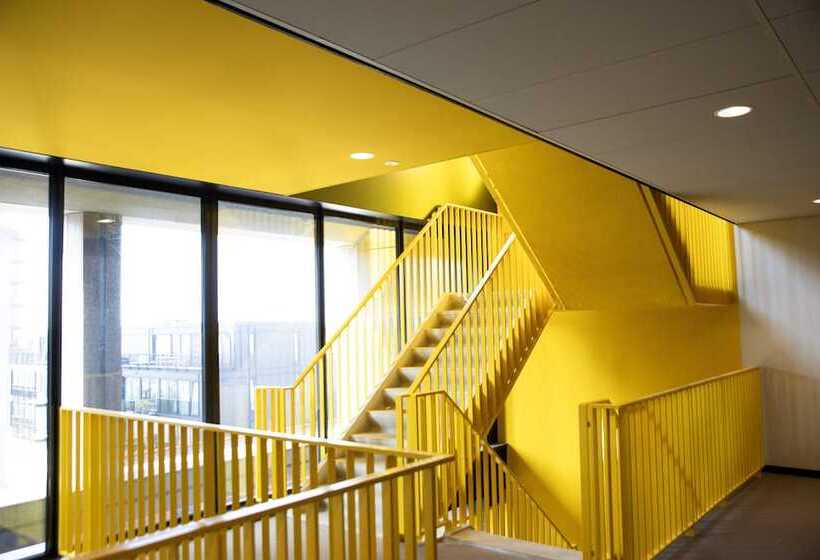 Bob W Amsterdam Noord