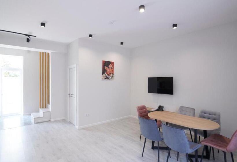 Dili Town Resort And Spa