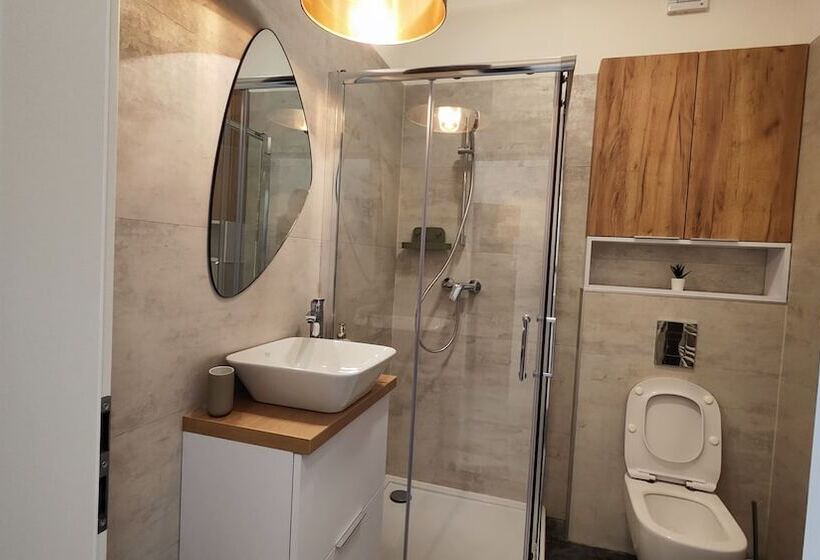 Dohnanyi Villa By Chors